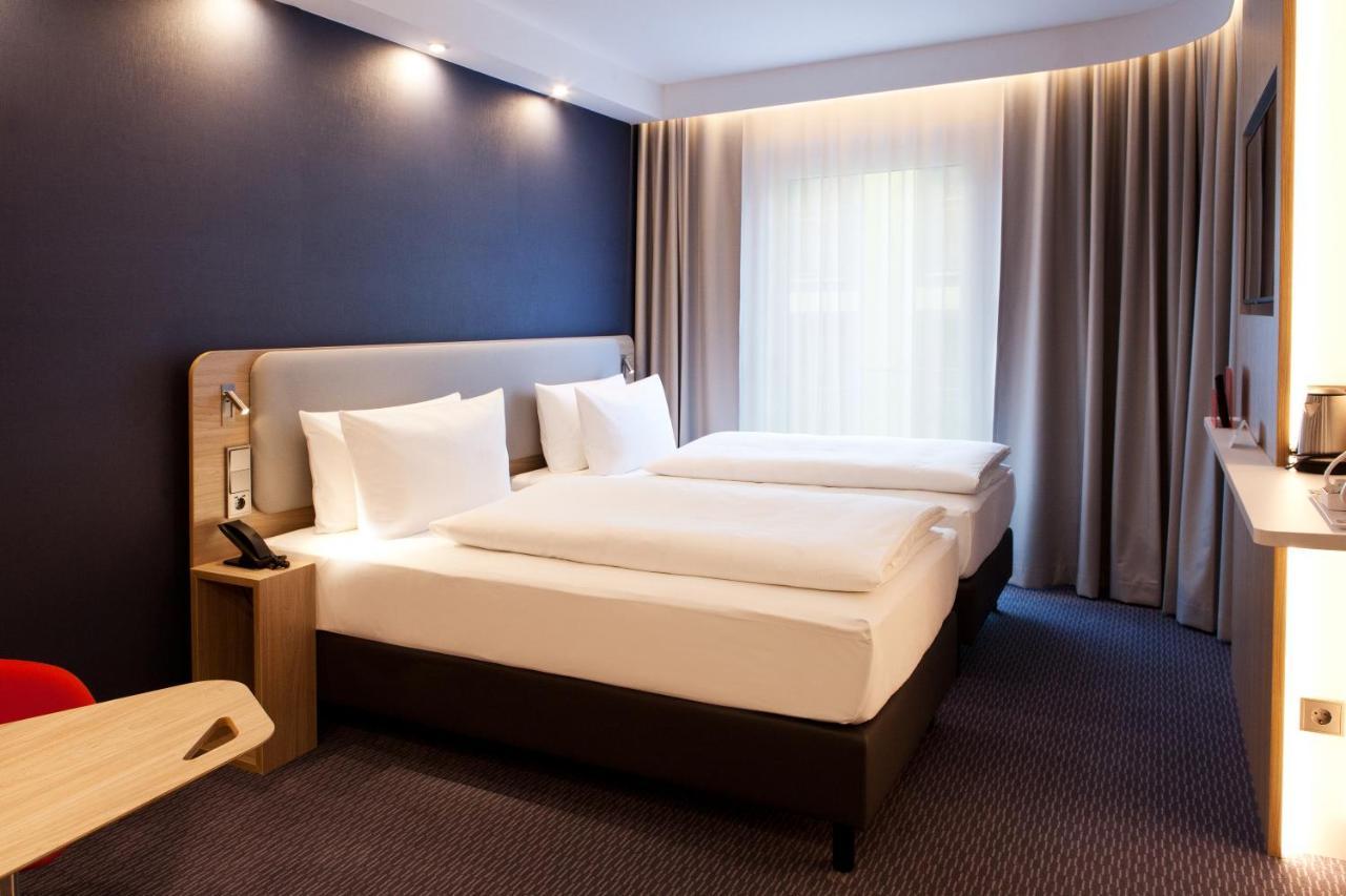 Holiday Inn Express Bochum By Ihg Exterior foto